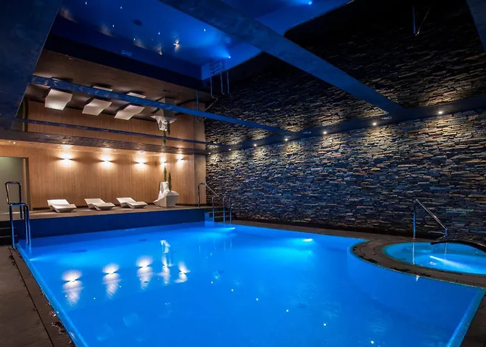 Hotel Zawrat - Blisko Natury