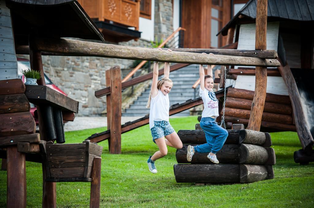 Zawrat - Blisko Natury 3*